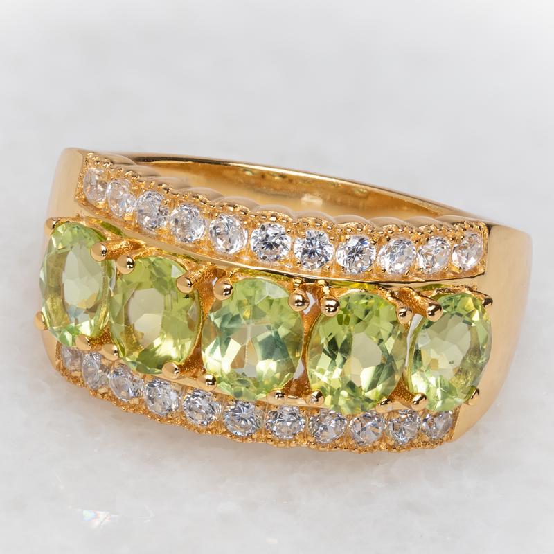 5-Stone Peridot Ring